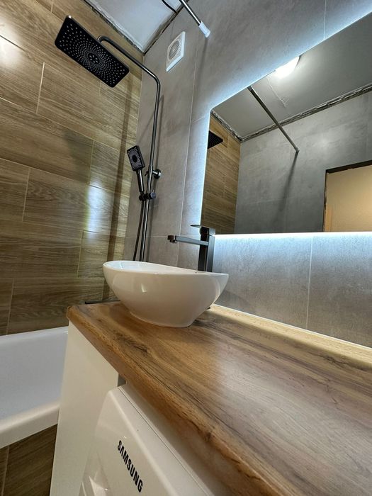 Ремонт ванных комнат с материалами. Кафельщик