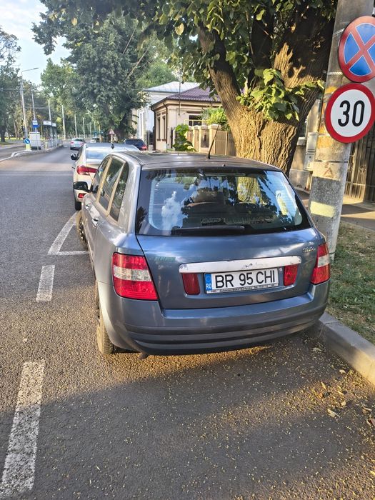 Vând fiat stilo 16 benzina an 2002