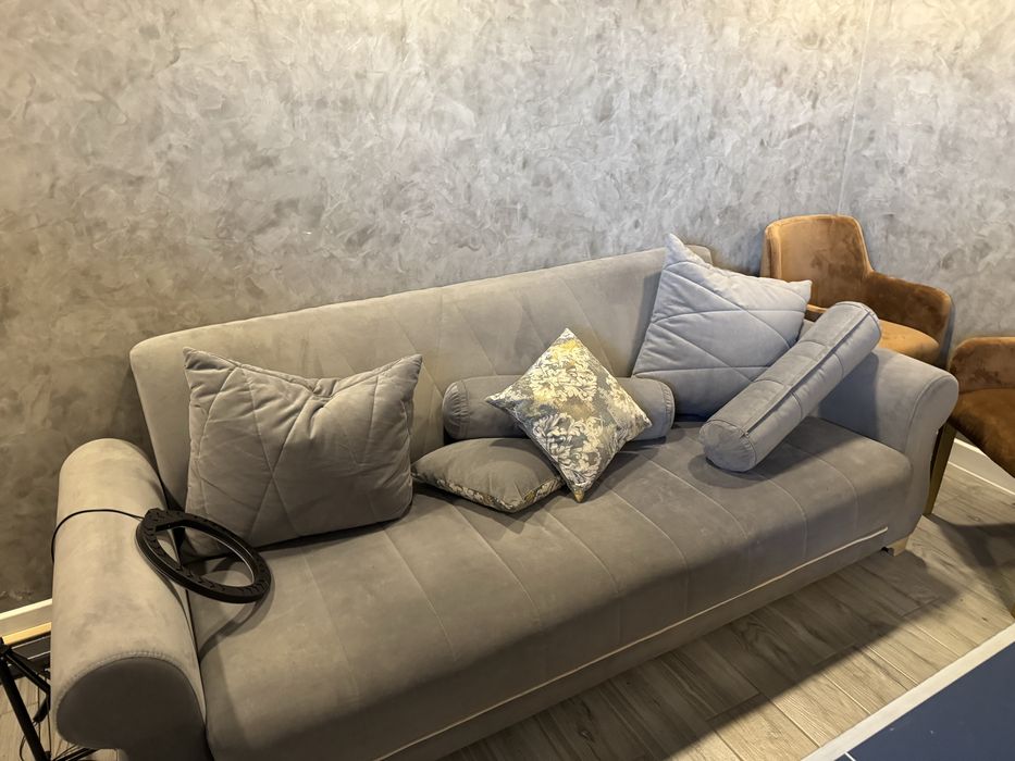 Диван в отличном состоянии