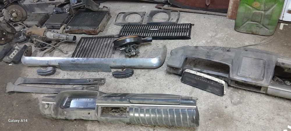 Запчясти на москвич