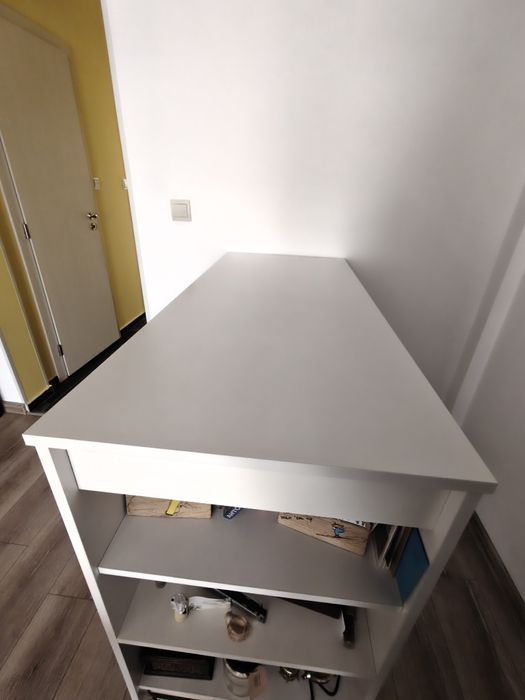 Бар маса Riff бял