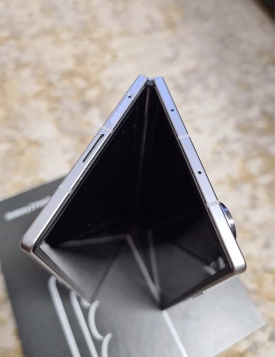 Samsung Fold 7  512Gb  Silver Shadow