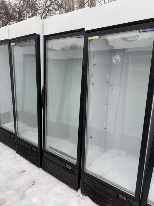 Витринный холодильник