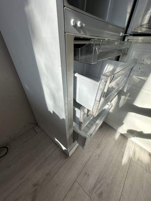 Холодильник АРИСТОН