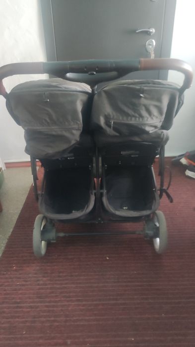 Коляска детская робот