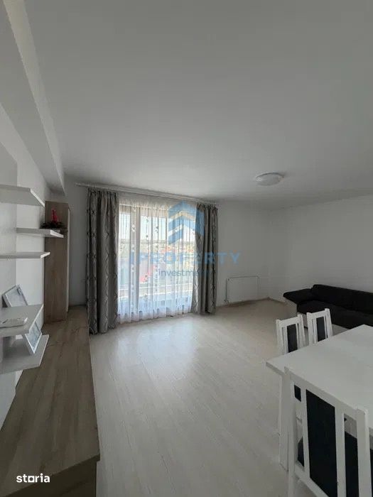 Sisesti 4 camere cu balcon si loc de parcare