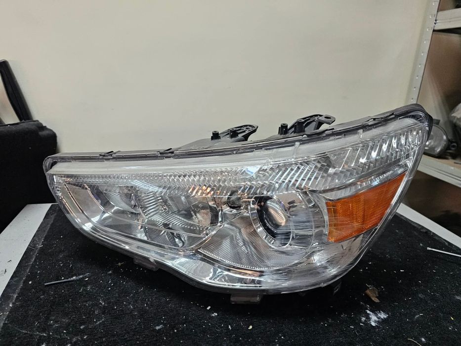 Ляв фар Mitsubishi ASX lqv far мицубиши асх