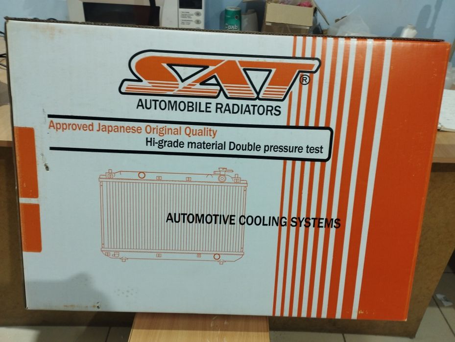 Радиатор Субару трибека