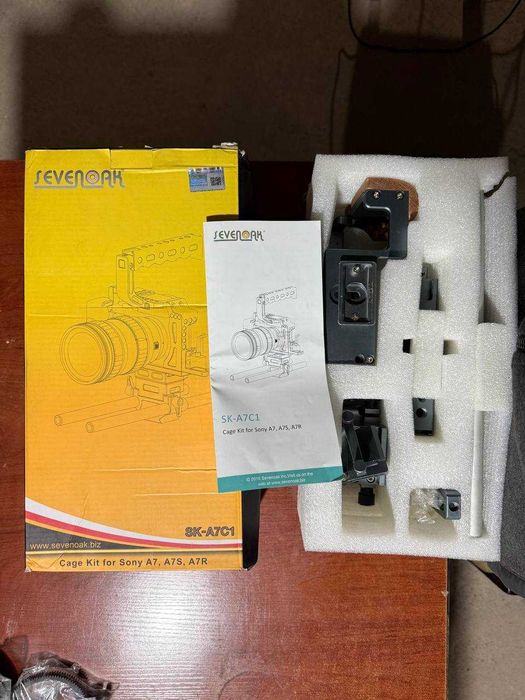 Клетка для  Sony Alpha /Sevenoak SK-A7C1