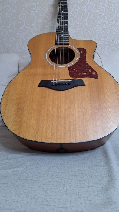 Продаётся Гитара