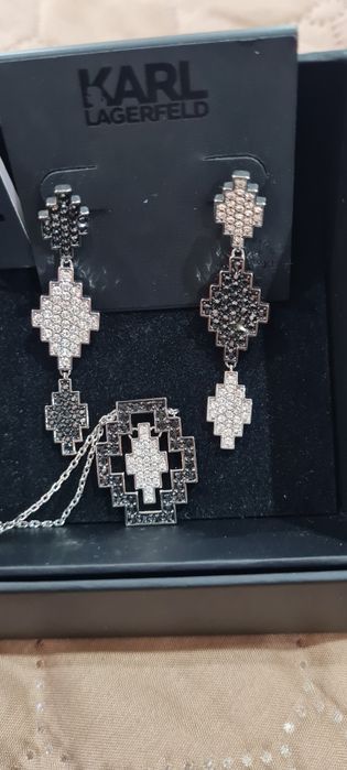Намален! Комплект обеци и колие  KARL LAGERFELD