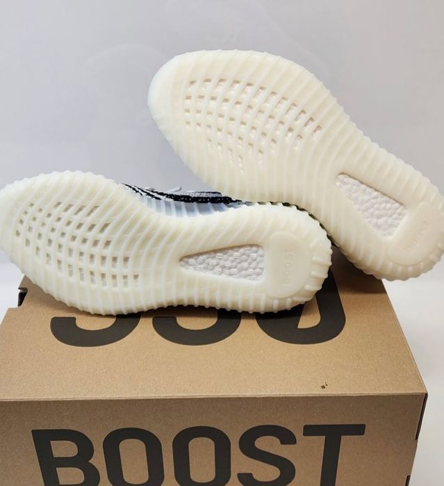 Adidas Yeezy Boost 350 V2 Zebra
