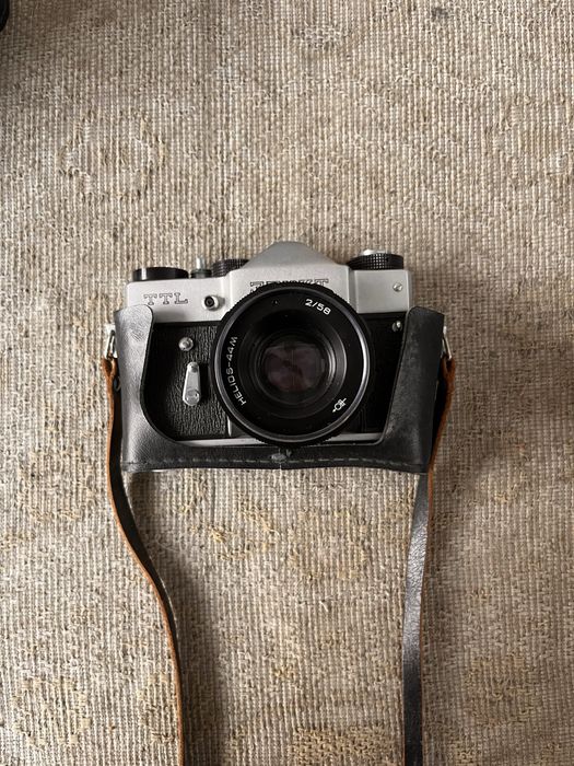 Продам Пленочный Фотоаппарат