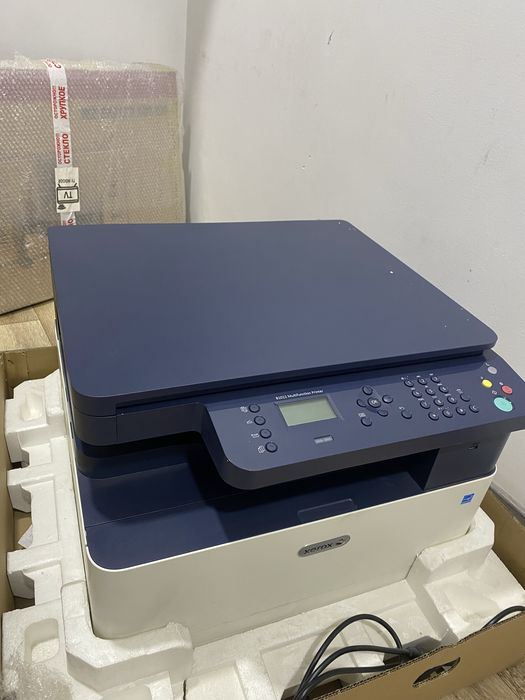 Xerox B1022, B1025