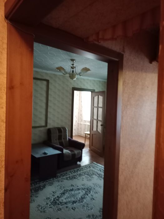 Продам двухкомнатную  квартиру