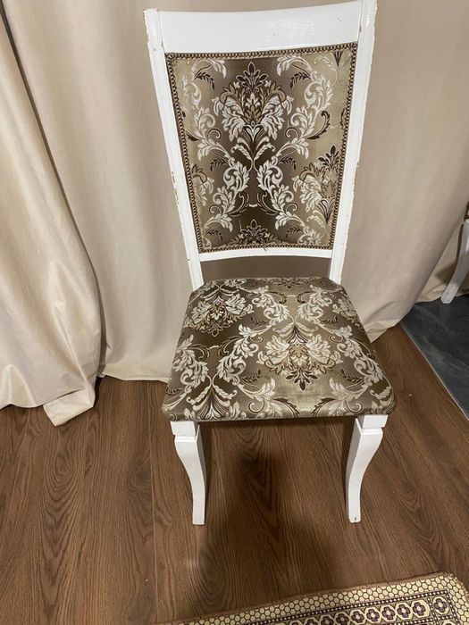 Стулья б/у кухонные