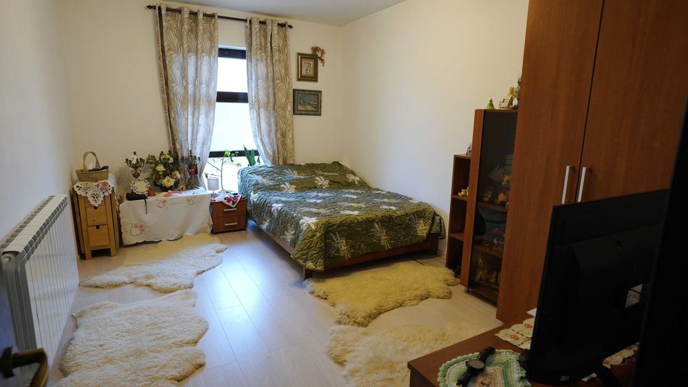 Casa de Vanzare, Valea Calugareasca