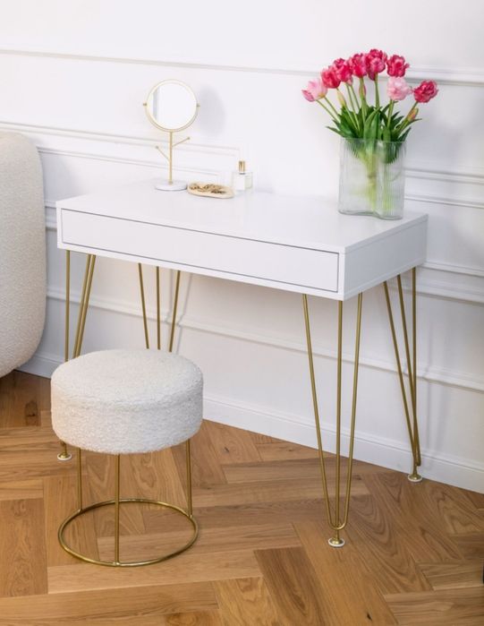 Мебель туалетный столик