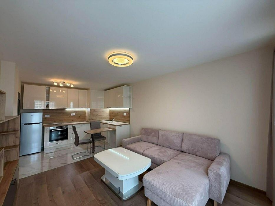 Дава се под наем Двустаен апартамент в София, Младост 4 - 50 кв.м за 796.62 € - Снимка #4