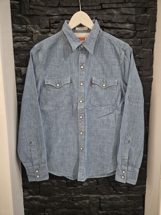 Levi's риза S размер