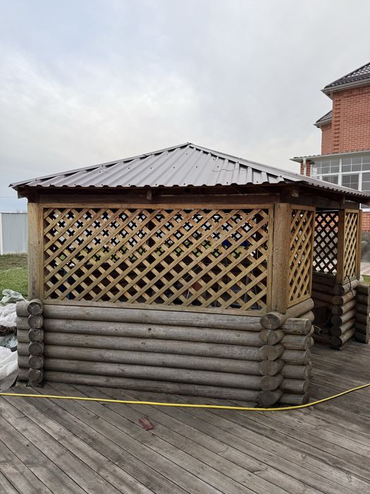 Беседка со сруба