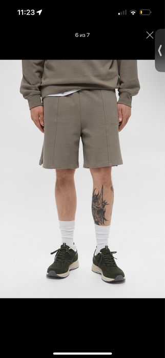 Продается мужские кроссовки