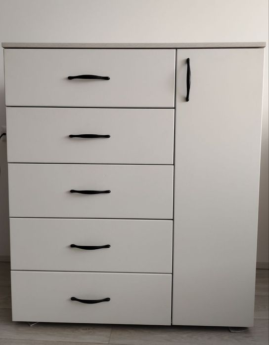 Комод. Комод. Комод.