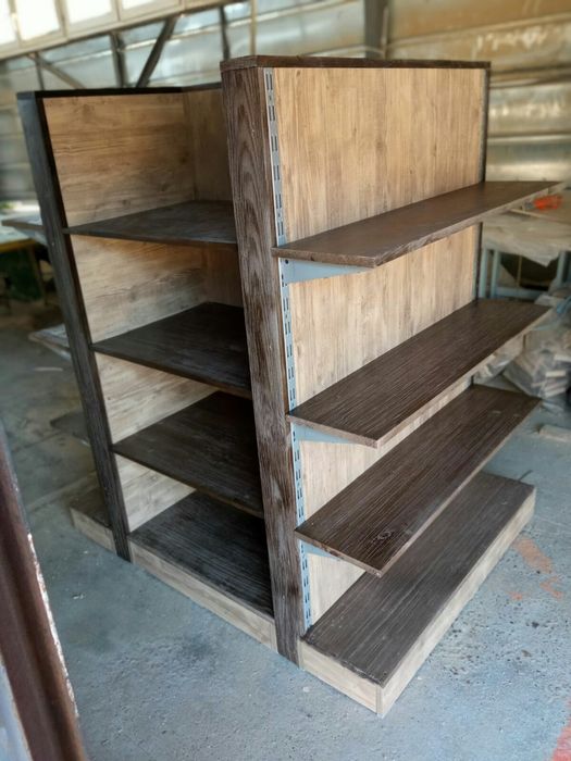 Стелаж-остров, търговски модул