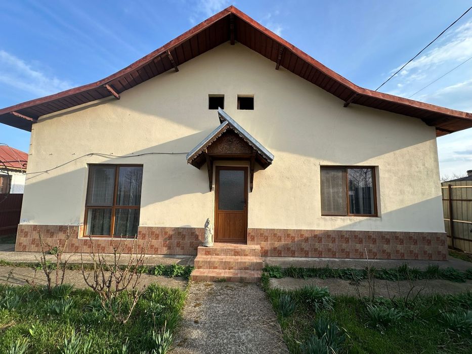 Teren 520 mp cu 2 case – Strejnicu