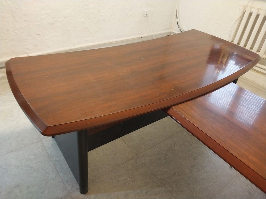 Стол руководителя