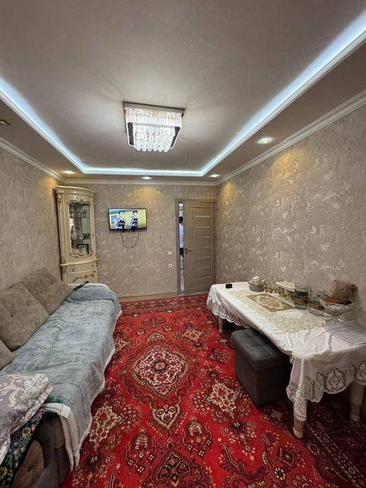 Зудлик билан сотилади 2 хона пере 3 хона 3 этаж 9 эт дом Беруний