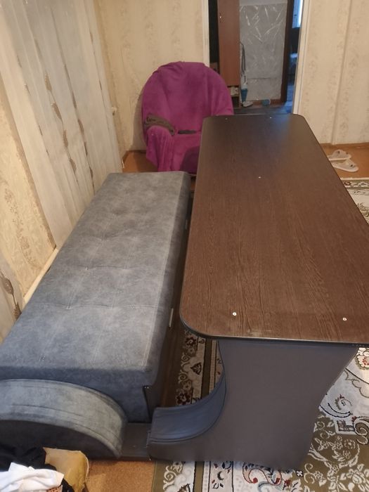 Продам диван-стол