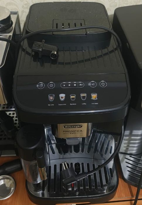 Автоматическая Кофемашина Delonghi