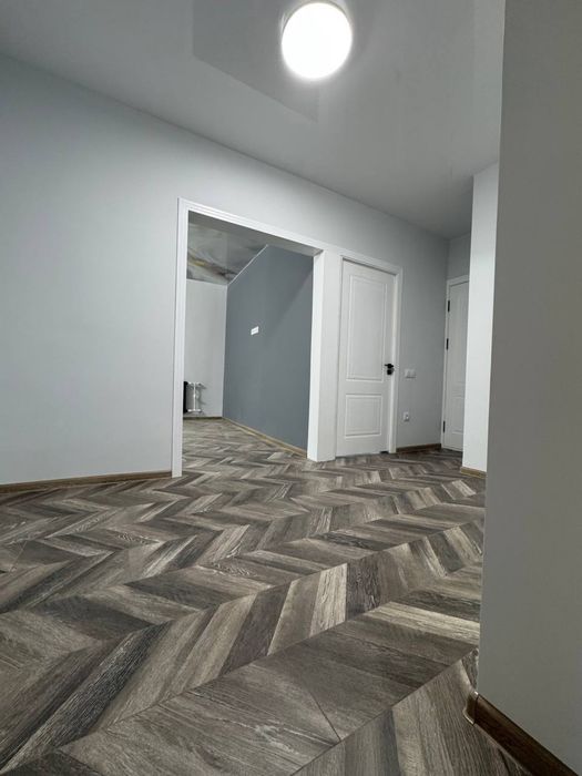 Продам свою квартиру 4 комнатную квартиру с новым ремонтом