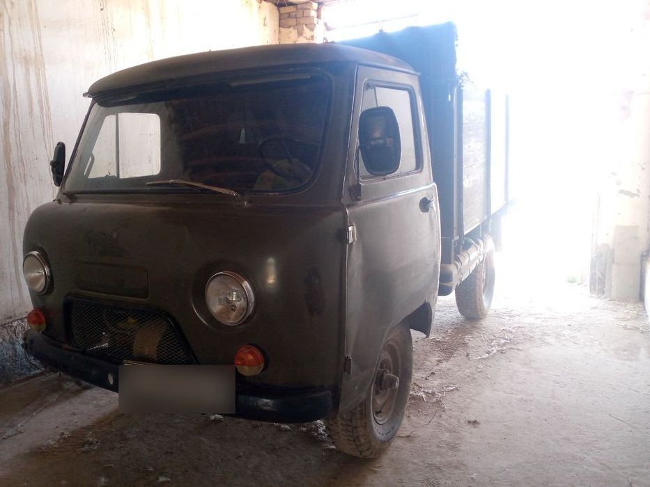 Грузовой УАЗ бортовой