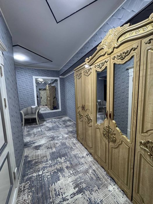 Сдается 3 х комнатная квартира на 6 этаже Крытый рынок 550 $