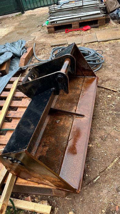 Хумусна планировъчна кофа 120см