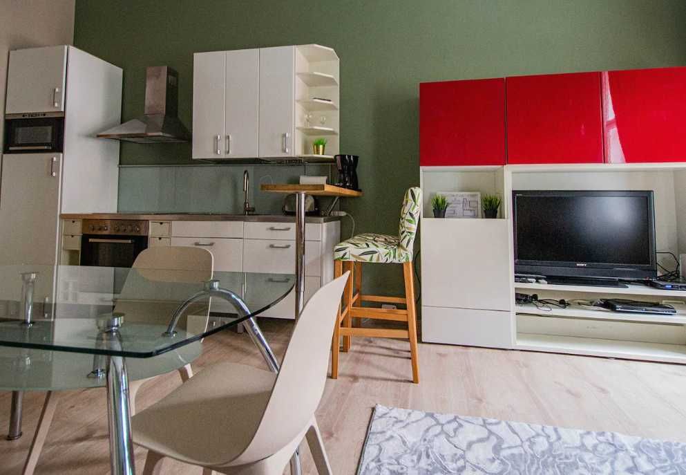 Дава се под наем Двустаен апартамент в Пловдив, Западен - 65 кв.м за 229.5 € - Снимка #3