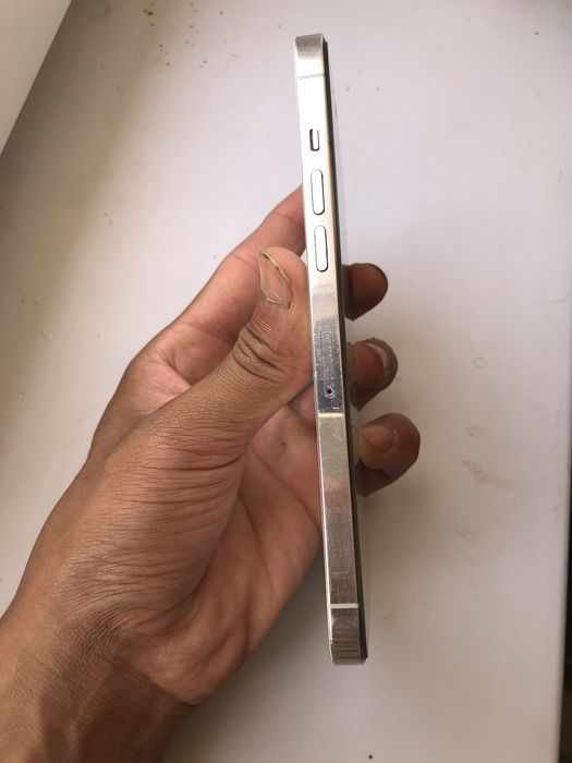 Iphone 12 pro max ime otmgan