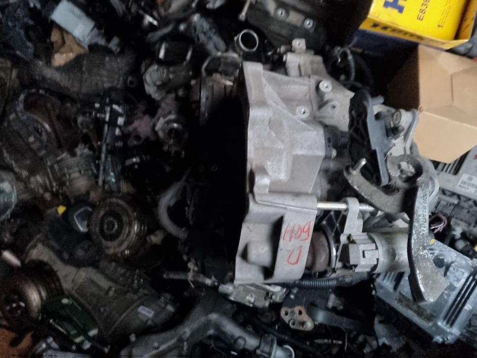 Ръчни скорости за  Vw Polo 1.2бензин 70кс 2011година!!!