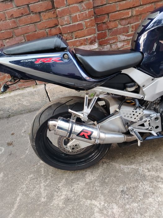На части Honda CBR 929 Хонда ЦБР 929