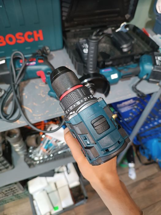 Маленький но мощный Шуруповерт