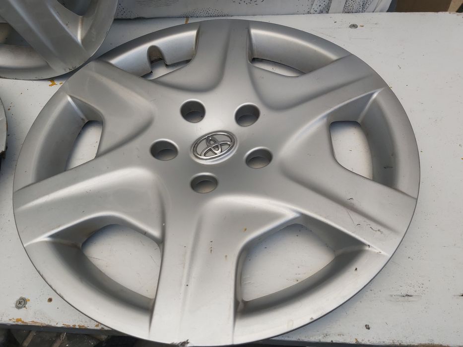 Тасове Toyota 16 оригинални