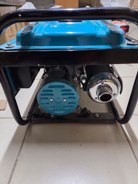 Генератор Макита