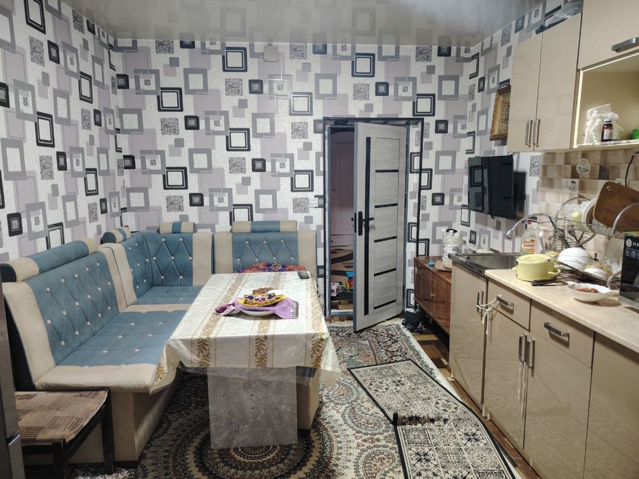 Ижарага хона факат талаба кизлар учун, сдаётся комната для студенток