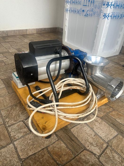 Masina tocat parne profesionala Nr.32