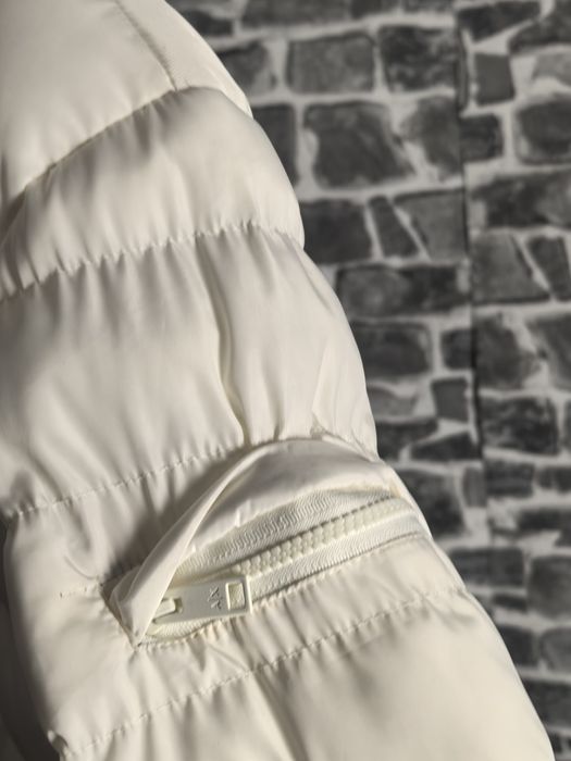 Emporio Armani яке НАМАЛЕНО