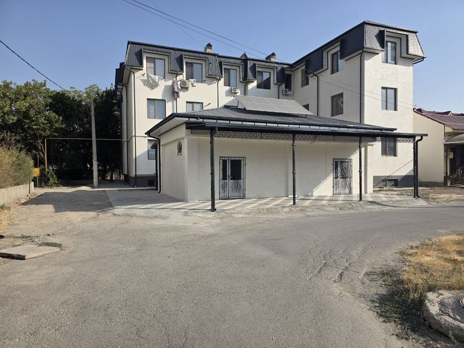 Продаётся нежилое помещение под любой бизнес сергели Титаник