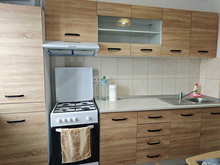 Apartament 2 camere, decomandat, Zona Dacia - RENOVAT - Mobilier NOU