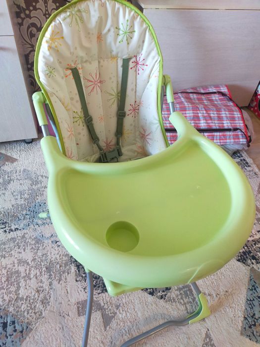 Продам срочно стул детский